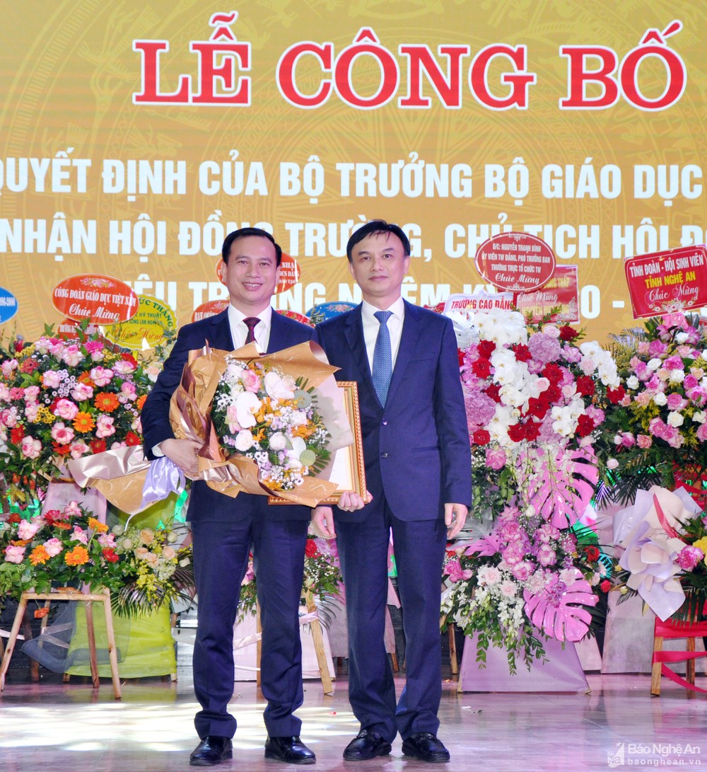 GS.TS Nguyễn Huy Bằng được bổ nhiệm Hiệu trưởng Đại học Vinh nhiệm kỳ 2020 - 2025