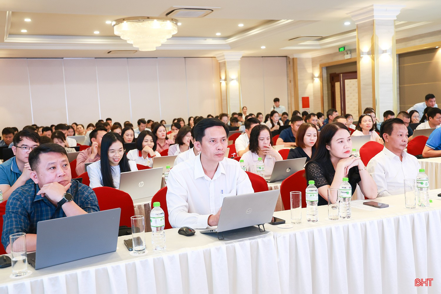 Nâng cao năng lực ứng dụng AI cho cán bộ xã, phường